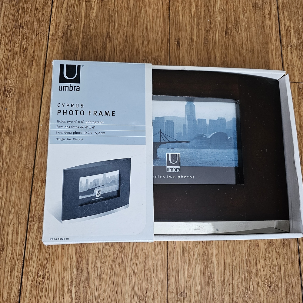Umbra Cyprus Photo Frame